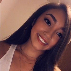 Meet your Posher, Pakou